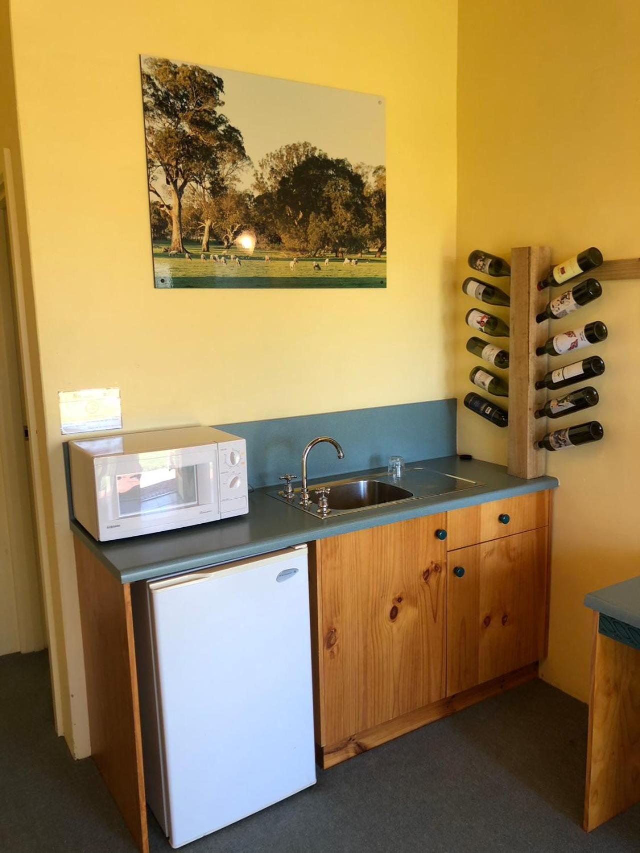 Coonawarra Place Motor Inn Exteriér fotografie