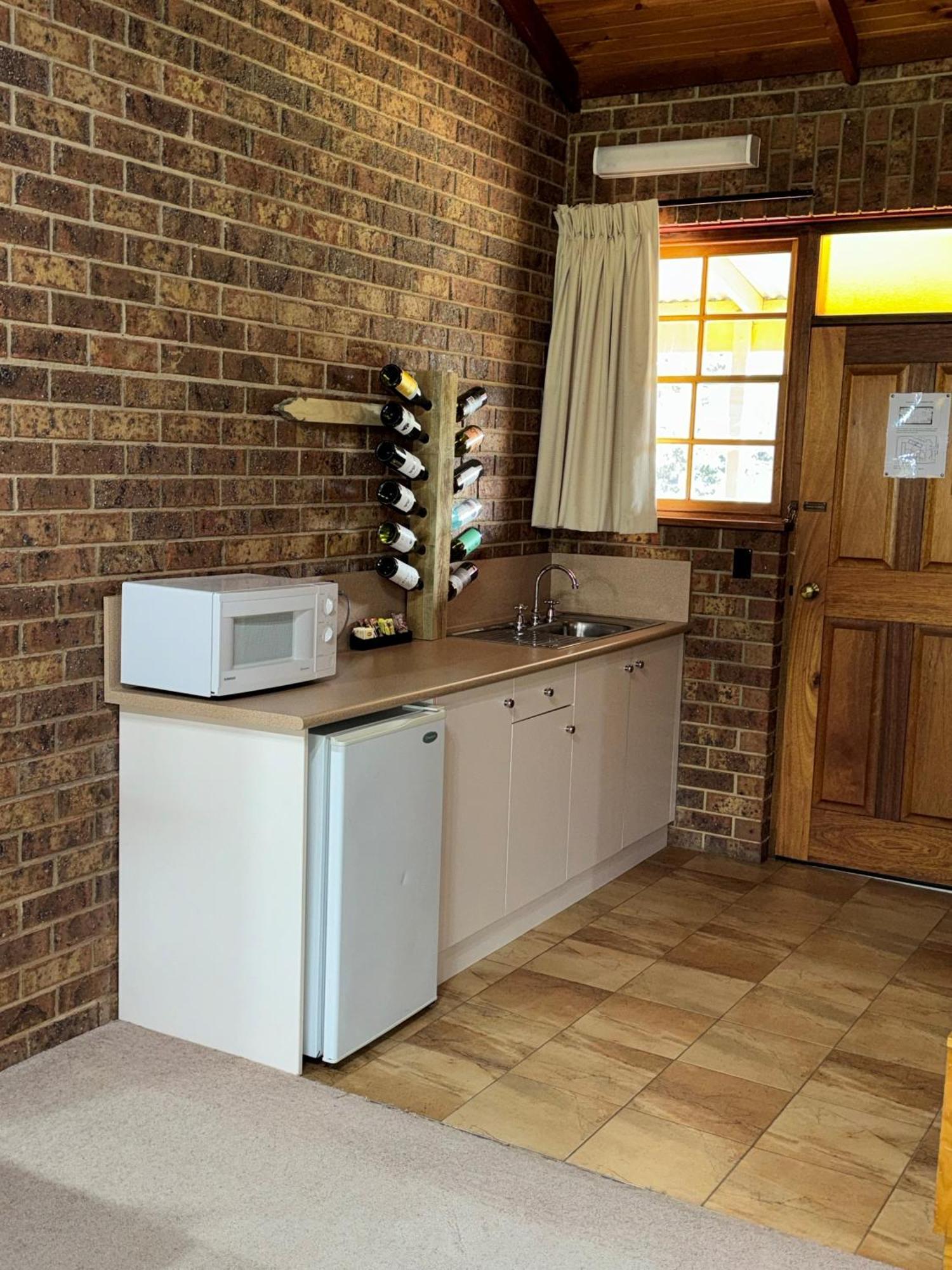 Coonawarra Place Motor Inn Exteriér fotografie